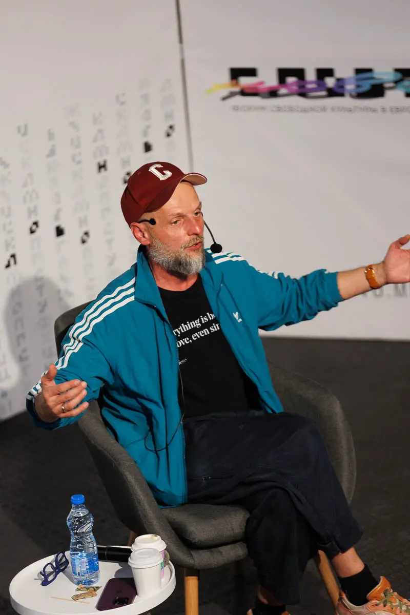 Иван Вырыпаев. Форум СловоНово 2025. Фото Алексей Леняшин