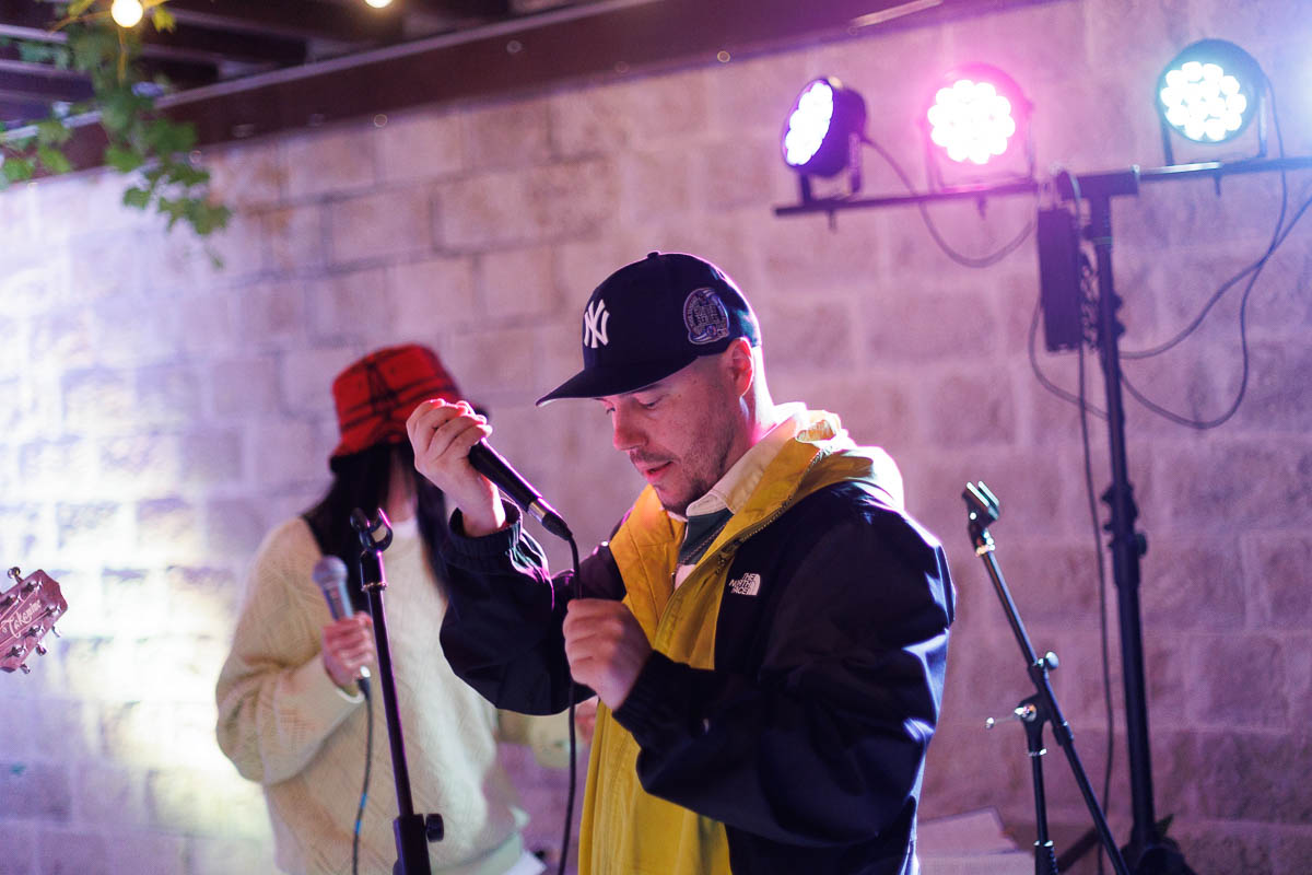 Mona (Kyiv/Hamburg). Форум СловоНово 2025. Фото Алексей Леняшин