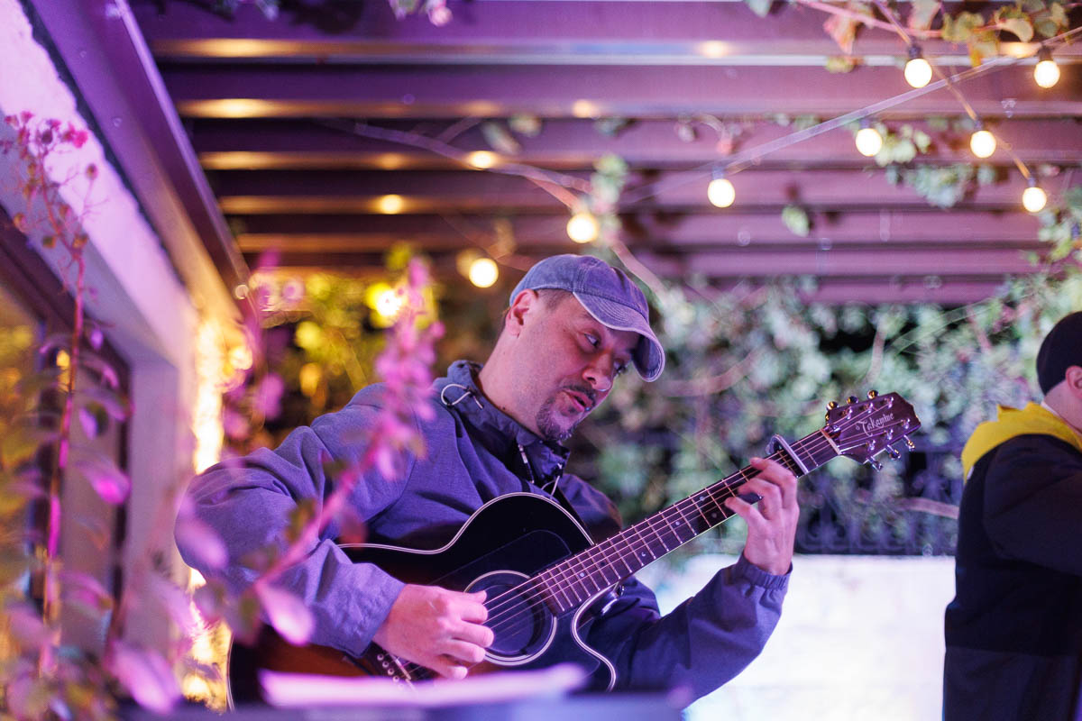 Mona (Kyiv/Hamburg). Форум СловоНово 2025. Фото Алексей Леняшин