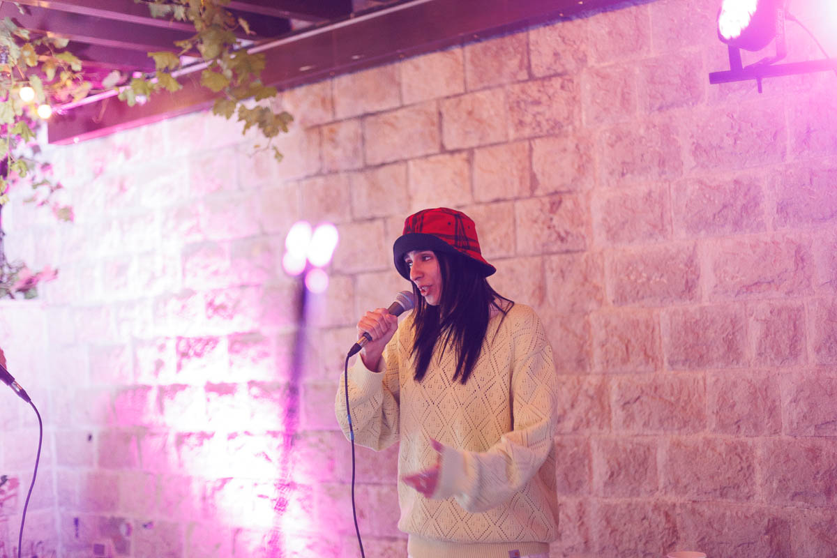 Mona (Kyiv/Hamburg). Форум СловоНово 2025. Фото Алексей Леняшин