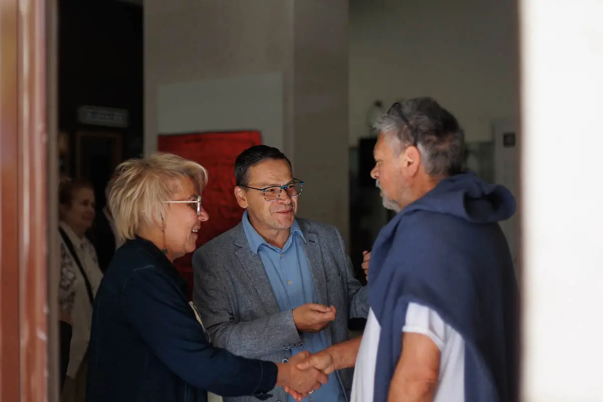 Елена Лукьянова, Андрей Калитин, Михаил Шишкин. Форум СловоНово 2025. Фото Алексей Леняшин