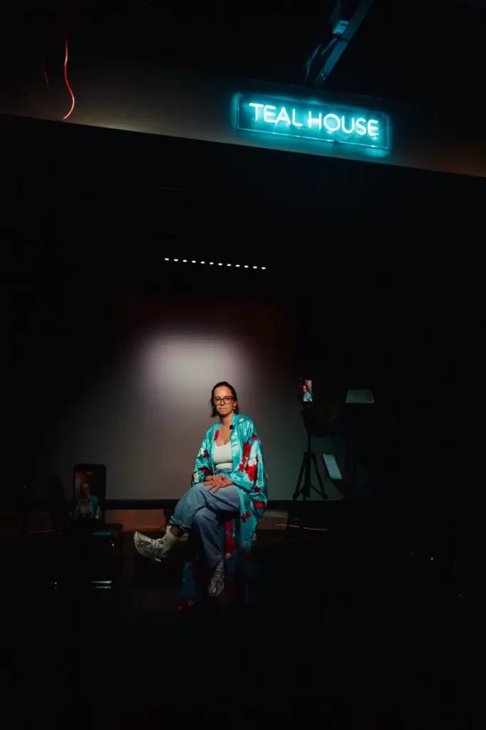 Даша Шамина в «Teal House». Фото Вадим Штерн