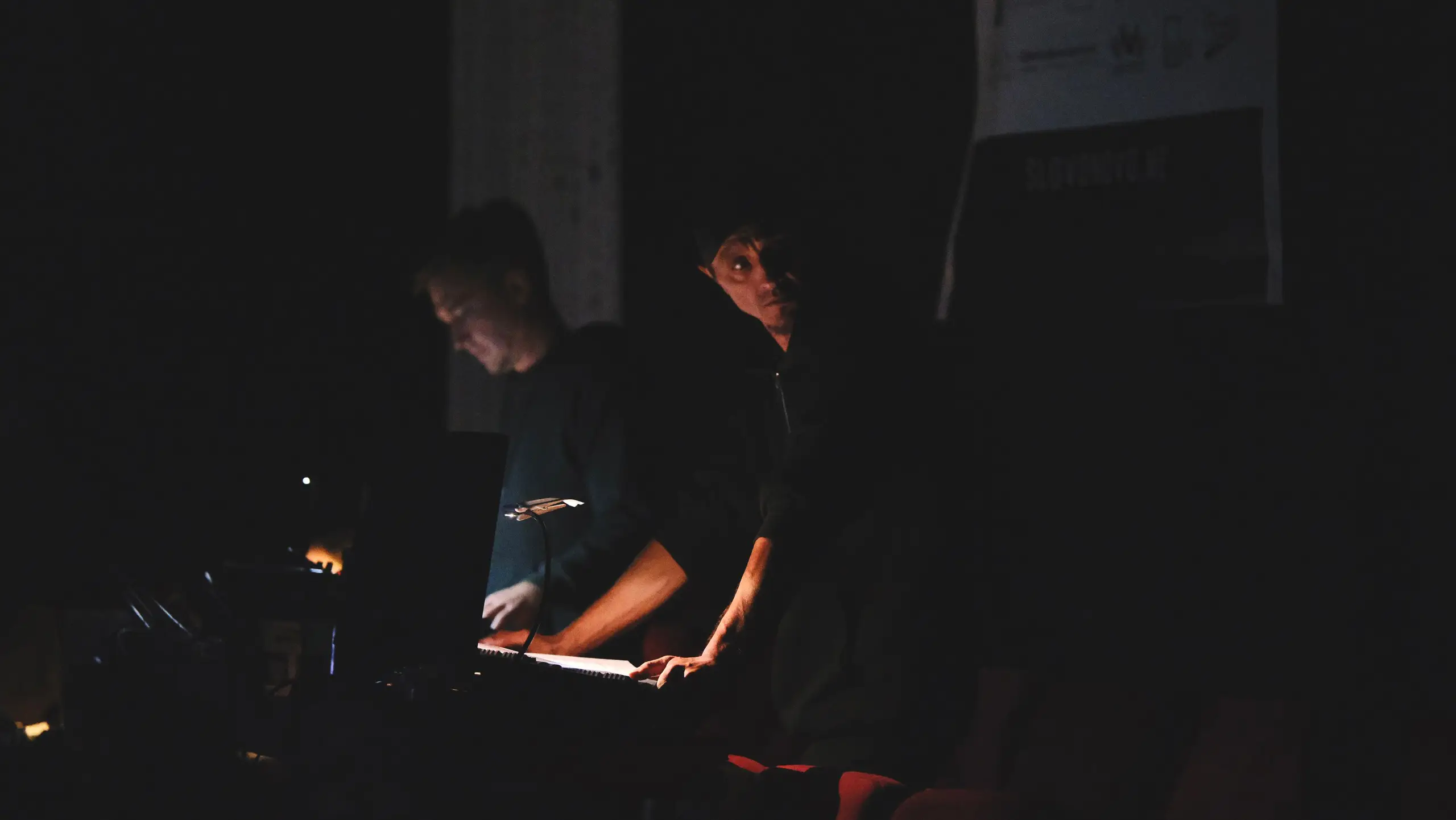 Театр The Chaika. «ЧЁРНАЯ ПУРГА». Форум СловоНово 2025. Фото Елена Семенова